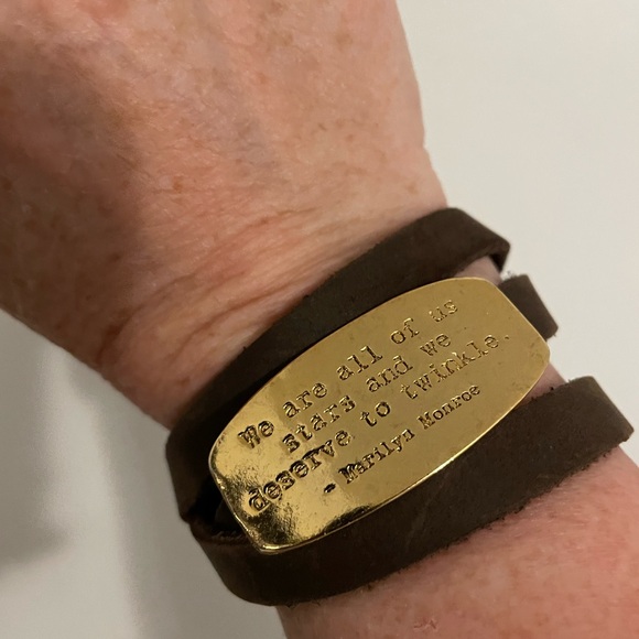 Foxy Jewellery - 2 bracelets and one necklace - Picture 8 of 13